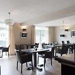 Flora & Fauna (adults Only) 3*