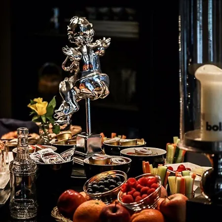 Flora & Fauna (adults Only)