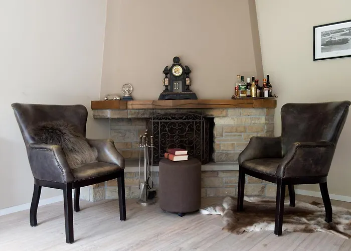 Flora & Fauna (adults Only)