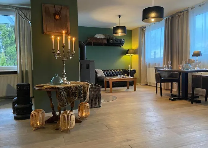 Flora & Fauna (adults Only)