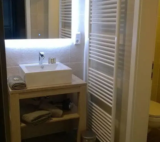 Flora & Fauna (adults Only)